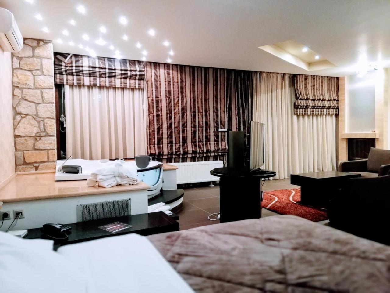 Nymfes Hotel Káto Loutrákion Exteriér fotografie